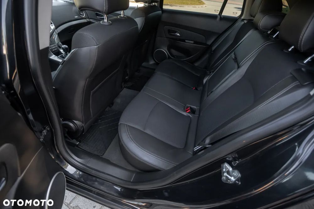 Chevrolet Cruze - 17
