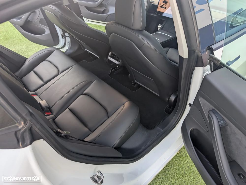 Tesla Model 3 Performance Dual Motor AWD - 12