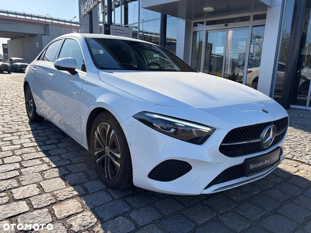 Mercedes-Benz Klasa A 220 4-Matic Progressive 8G-DCT - 1