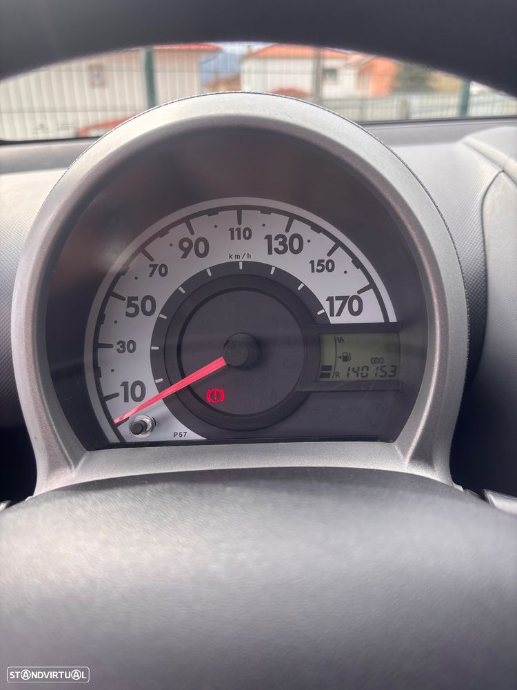 Toyota Aygo 1.0 Style Pack - 16