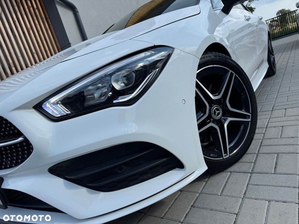 Mercedes-Benz CLA 220 4-Matic AMG Line 7G-DCT - 2