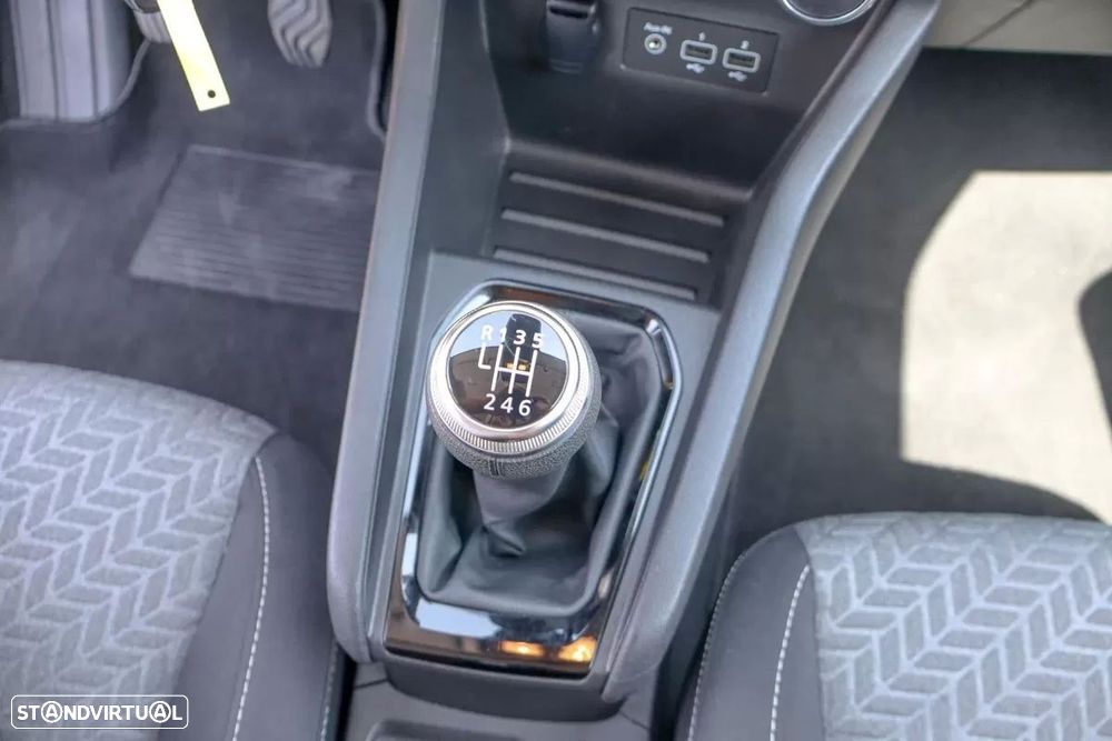 Renault Clio 1.0 TCe Limited Bi-Fuel - 26