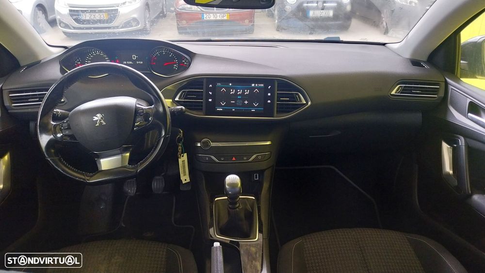 Peugeot 308 SW 1.5 BlueHDi Allure - 18