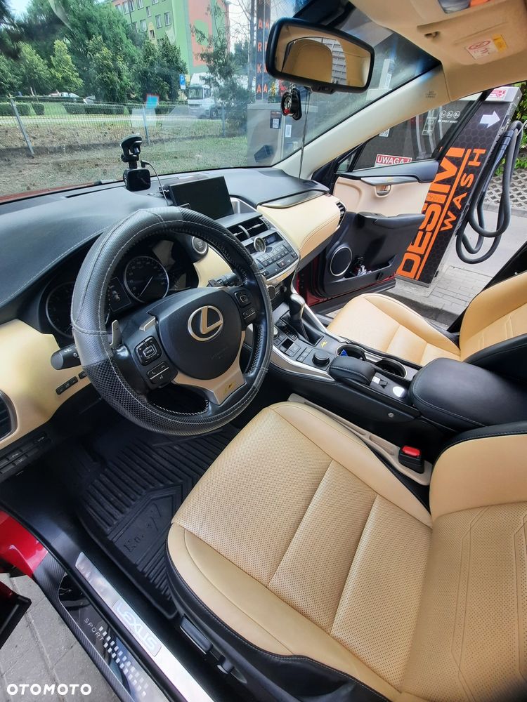 Lexus NX - 7