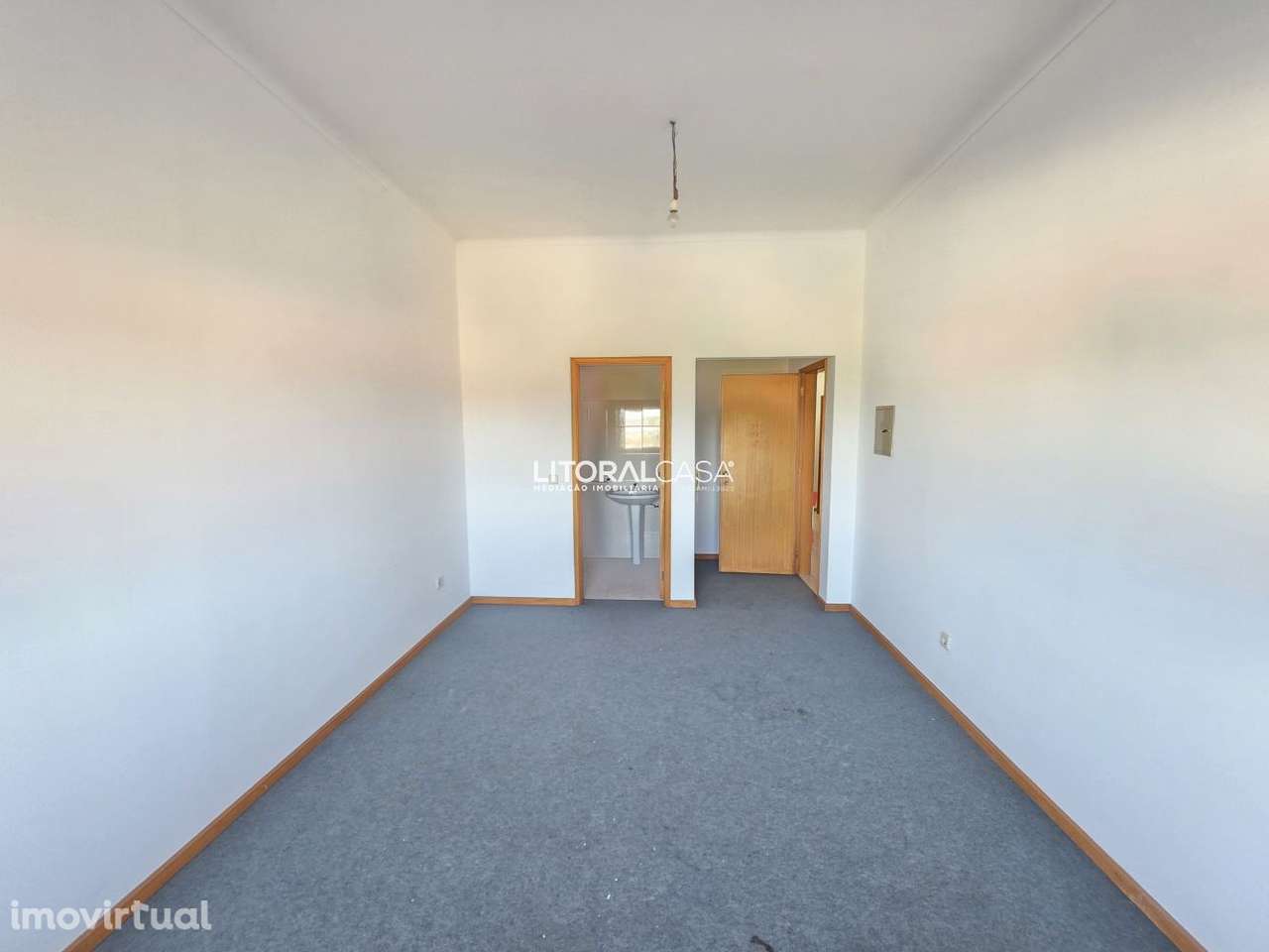 Escritório centro de Oliveira do Bairro - Grande imagem: 5/13