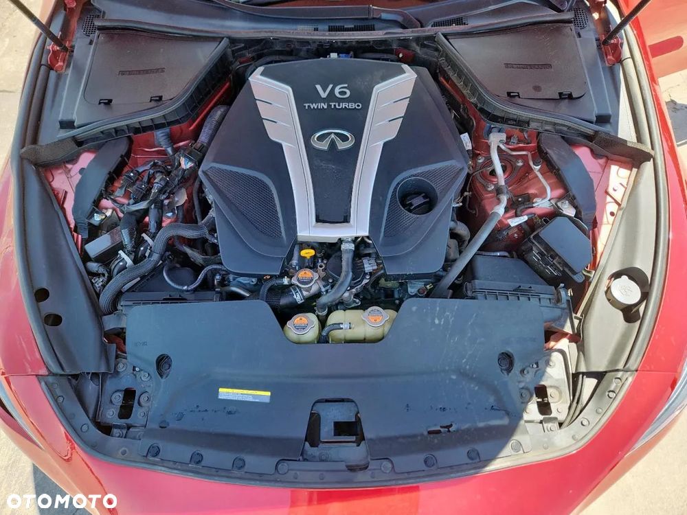 Infiniti Q60 - 11
