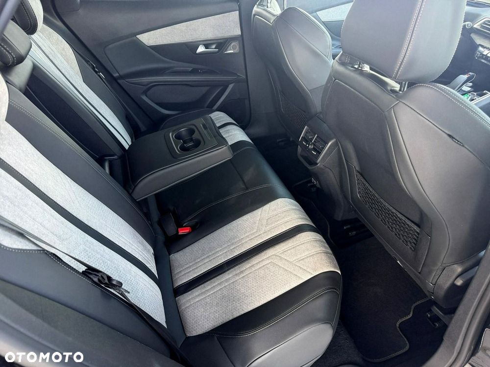 Peugeot 3008 - 22