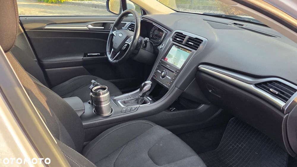 Ford Mondeo 2.0 TDCi Titanium PowerShift - 27