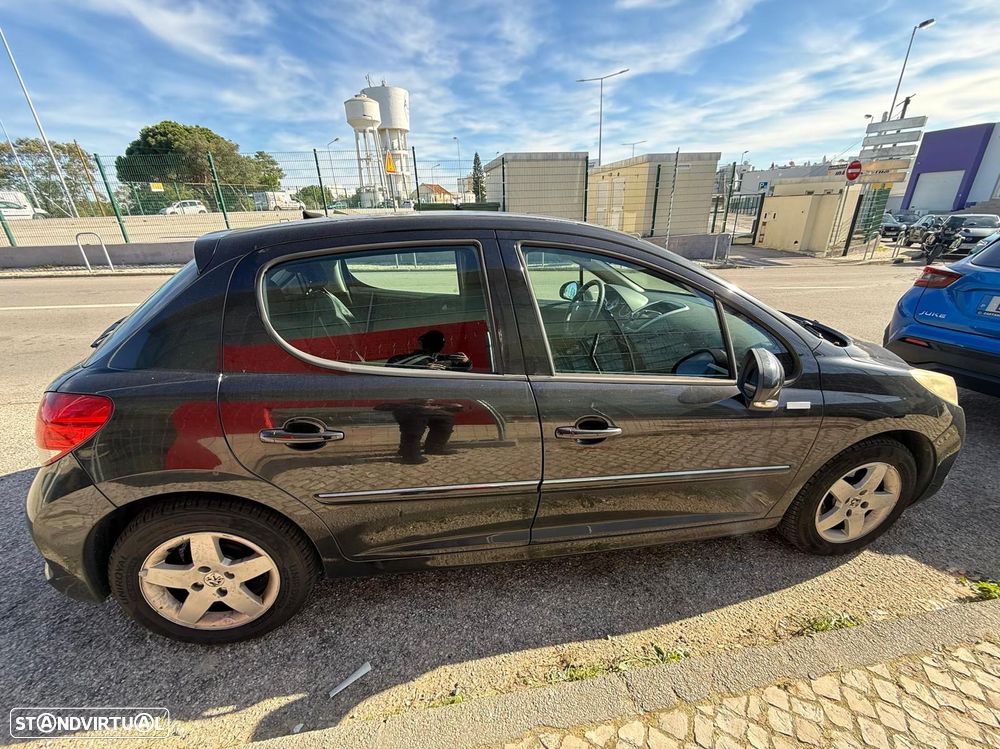 Peugeot 207 1.4 HDi Premium - 5