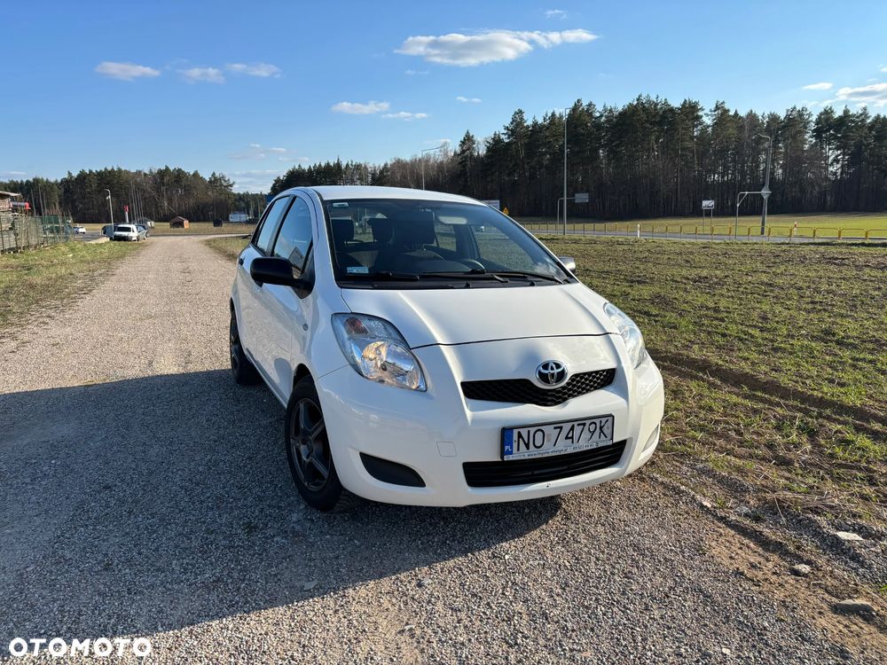 Toyota Yaris - 2