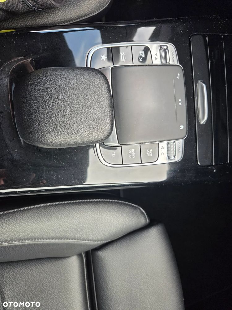 Mercedes-Benz Klasa A 180 d 7G-DCT Edition 19 - 20