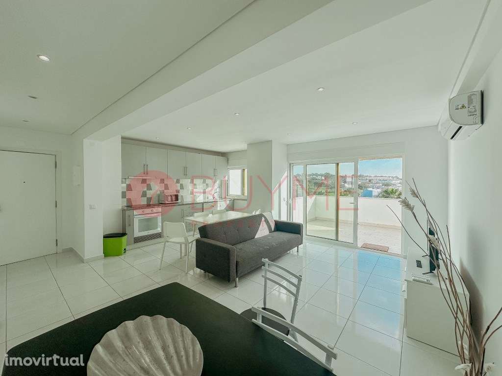 Apartamento T2 Top Floor na Quinta do Romão, Quarteira a 5 Minutos ... - Grande imagem: 2/14