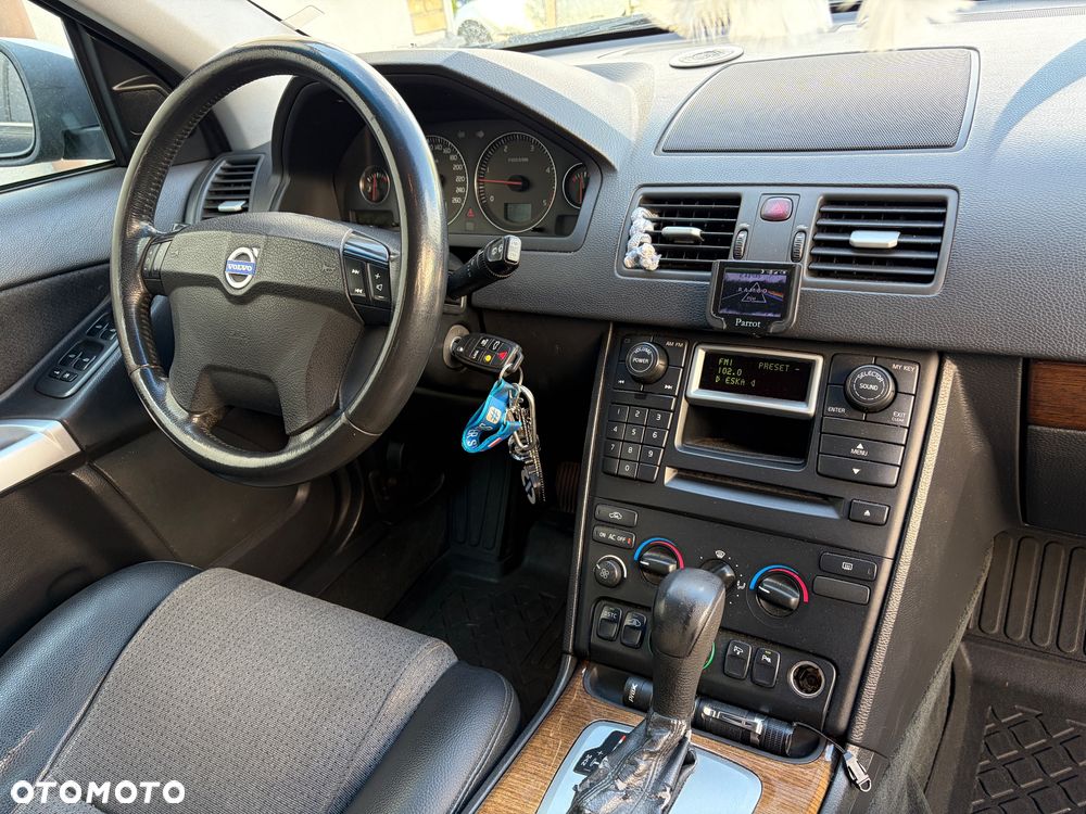 Volvo XC 90 2.4 D5 - 5