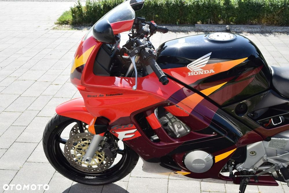 Honda CBR - 4