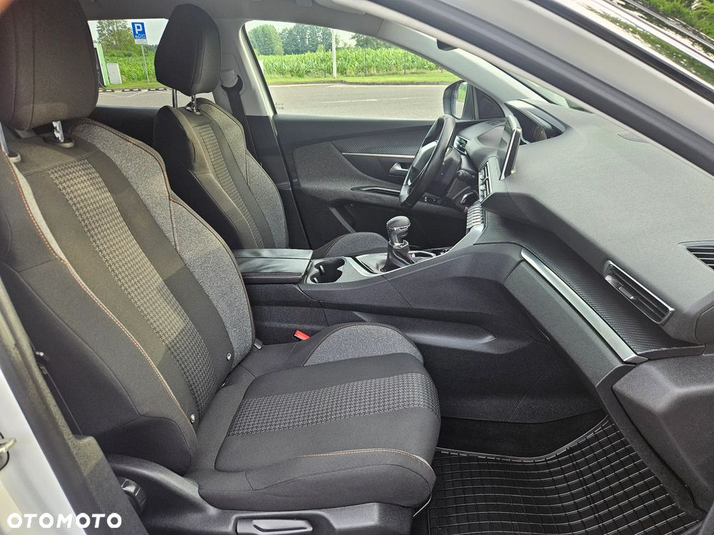 Peugeot 3008 BlueHDi 120 Stop & Start Style - 30