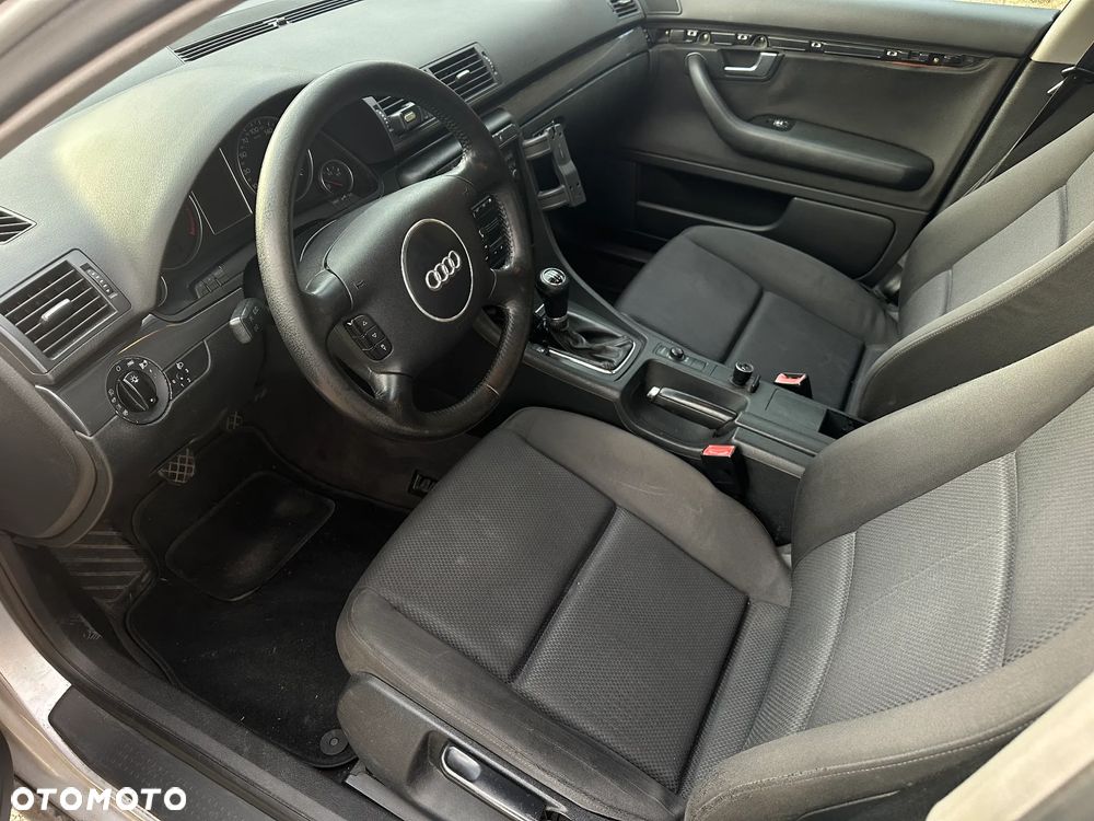 Audi A4 Limousine 1.8T - 7