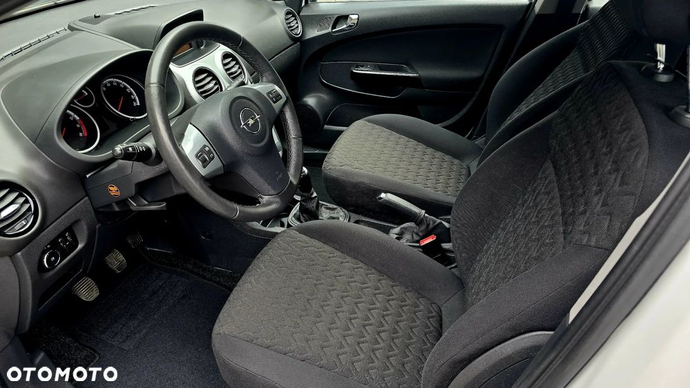 Opel Corsa 1.4 16V Active - 13