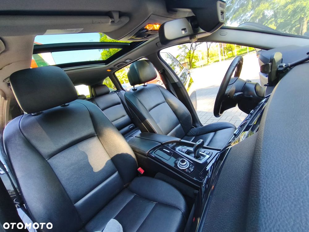 BMW Seria 5 525d - 8
