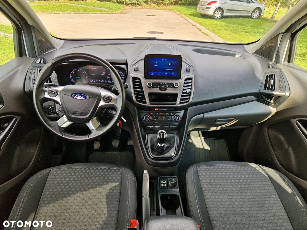 Ford Tourneo Connect 1.5 TDCi Titanium - 11