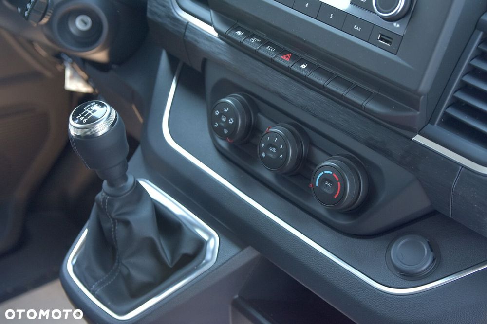 Renault Trafic - 20