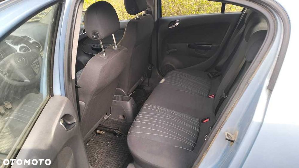 Opel Corsa - 6