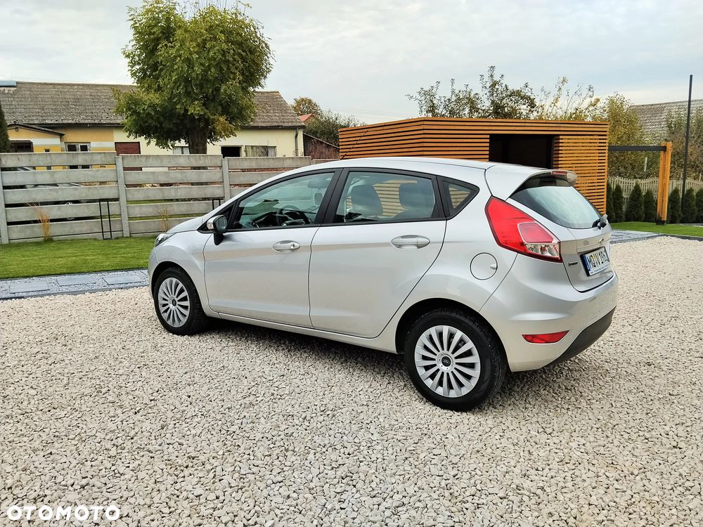 Ford Fiesta - 35