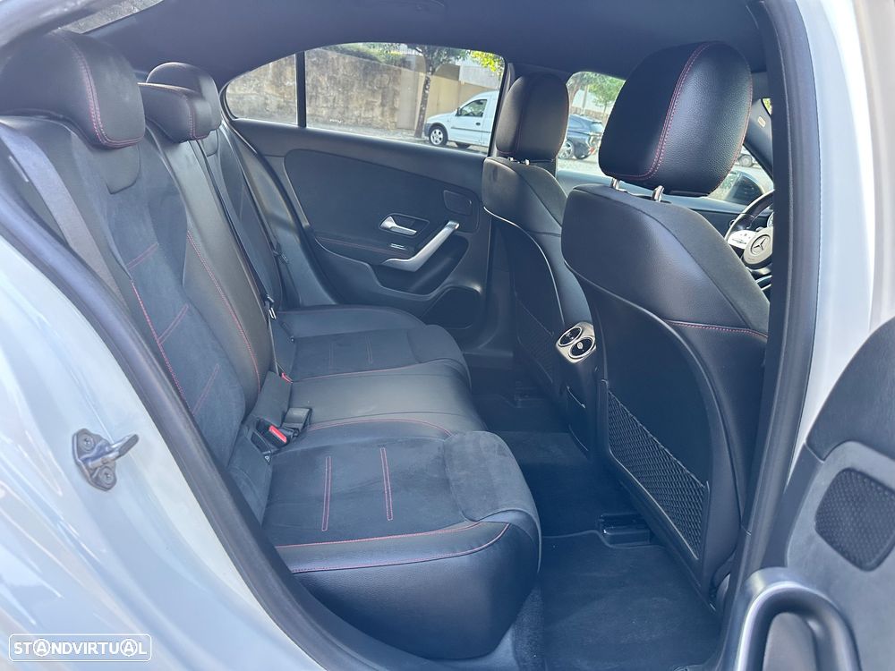 Mercedes-Benz A 180 Limousine d 7G-DCT AMG Line - 45