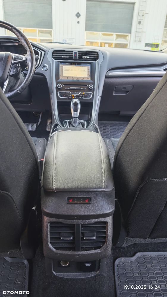 Ford Mondeo 2.0 TDCi Titanium PowerShift - 14