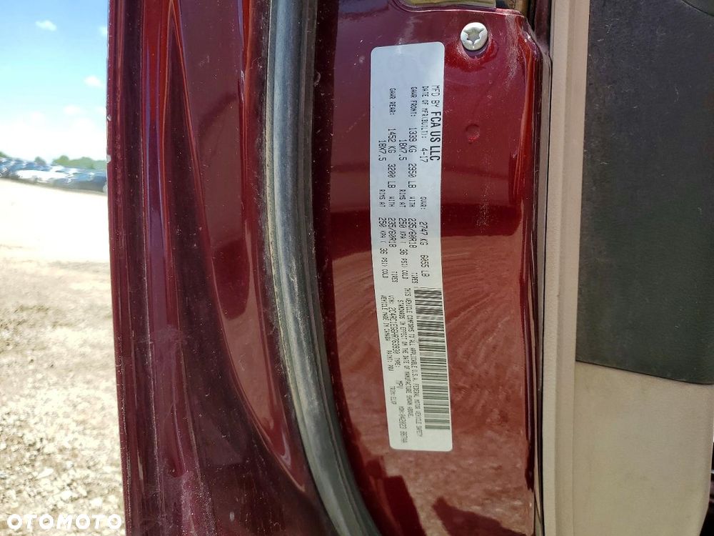 Chrysler Pacifica - 13