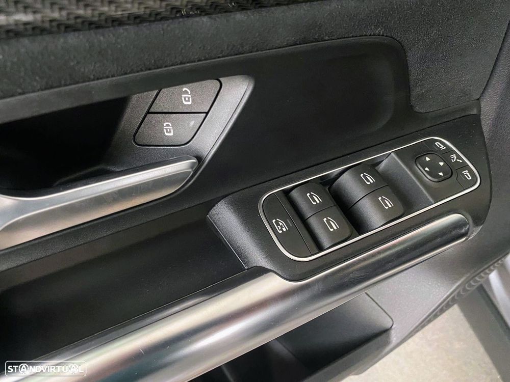 Mercedes-Benz GLA 250 e AMG Line - 16