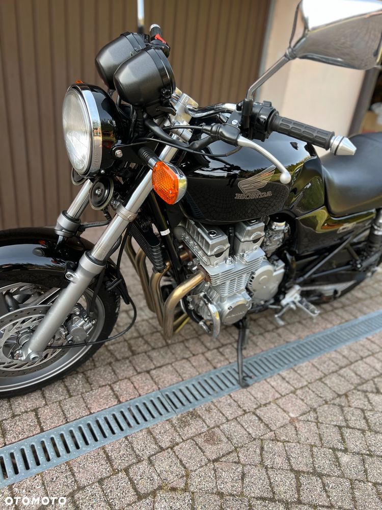 Honda CB - 15
