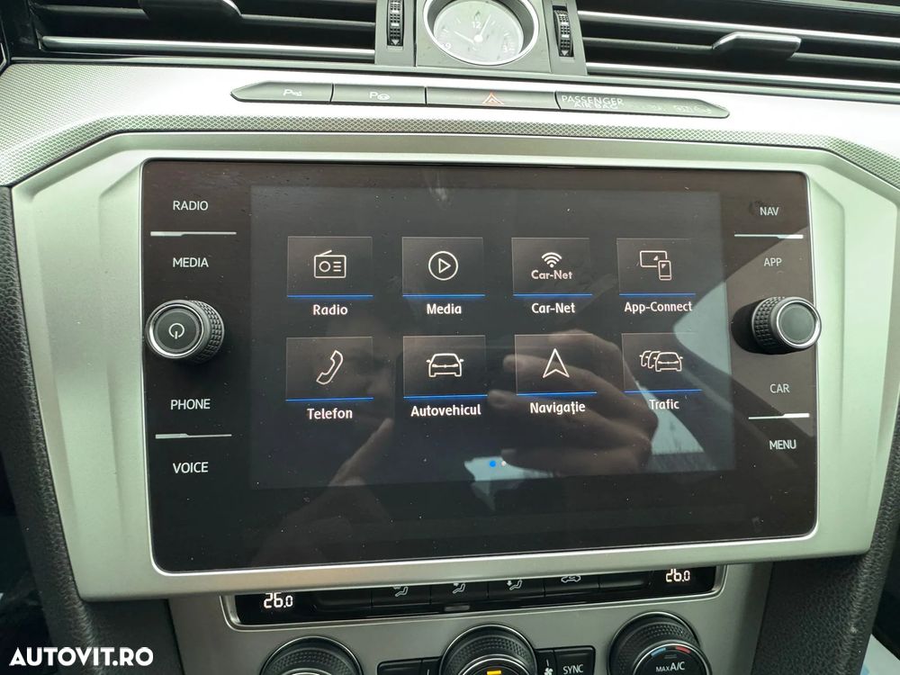 Volkswagen Passat - 15