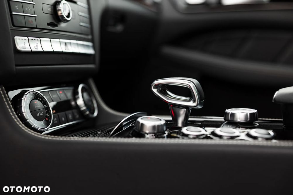 Mercedes-Benz CLS - 35