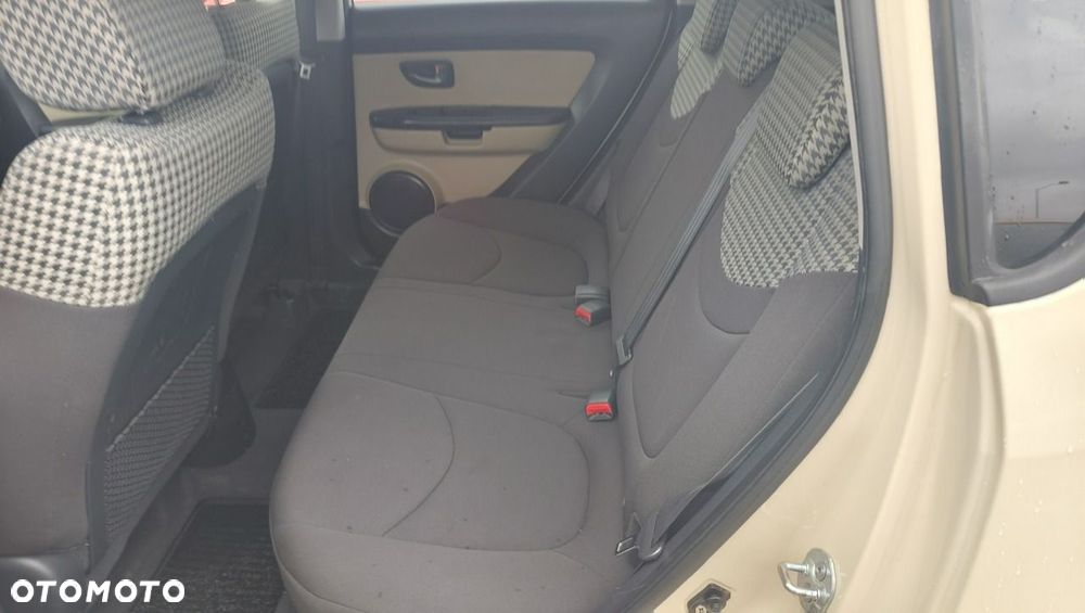 Kia Soul 1.6 CVVT - 15