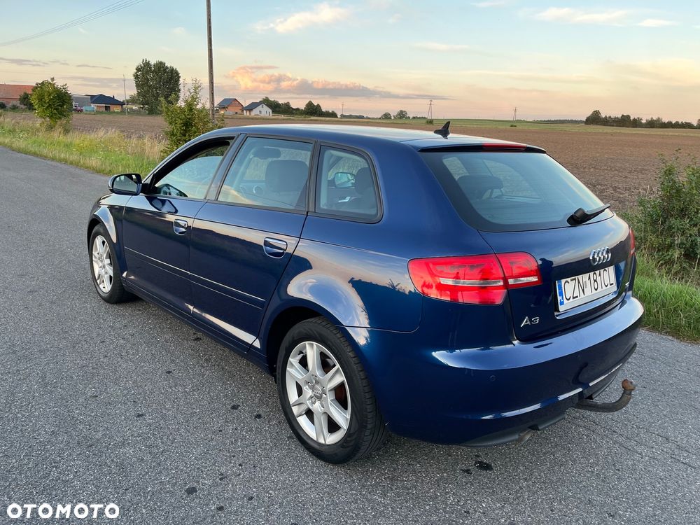 Audi A3 Sportback 2.0 TDI DPF Ambiente - 9