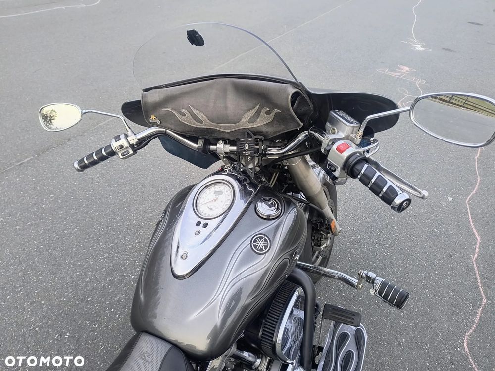Yamaha Road Star - 7
