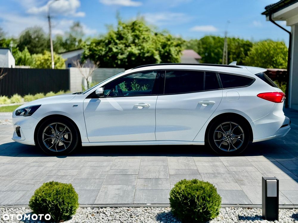 Ford Focus 1.5 EcoBlue Start-Stopp-System ST-LINE X - 4