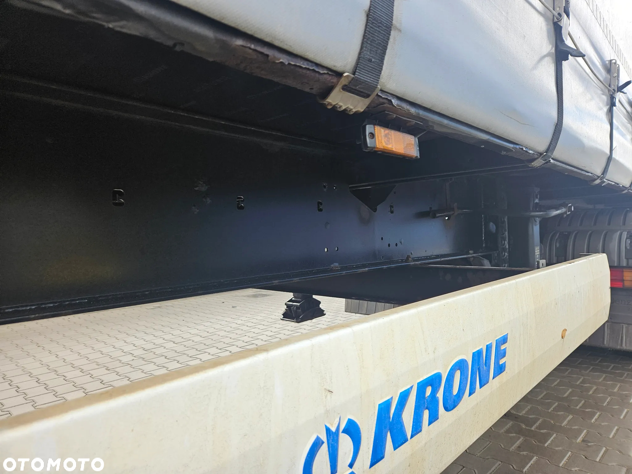 Krone burto firanka - 12