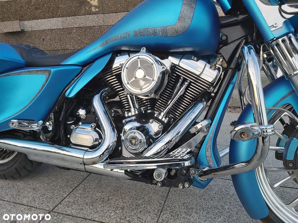 Harley-Davidson Touring Street Glide - 7