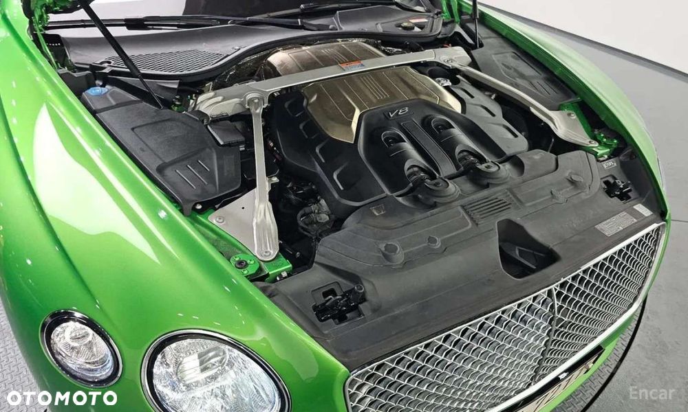 Bentley Continental GT - 17