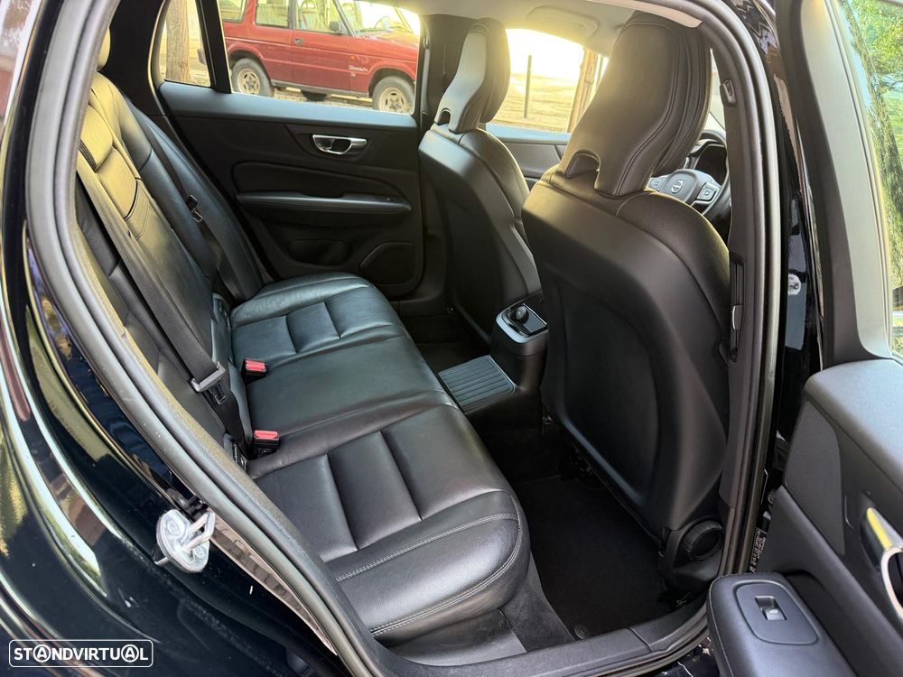 Volvo V60 2.0 T6 AWD TE Inscription Expression - 30