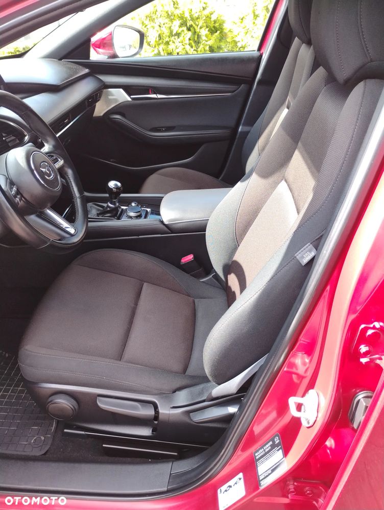 Mazda 3 e-SKYACTIV-G 150 M HYBRID EXCLUSIVE-LINE - 10