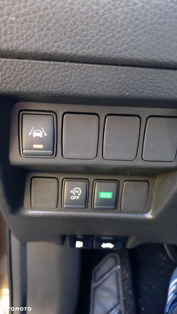 Nissan Qashqai 1.3 DIG-T Tekna DCT - 27