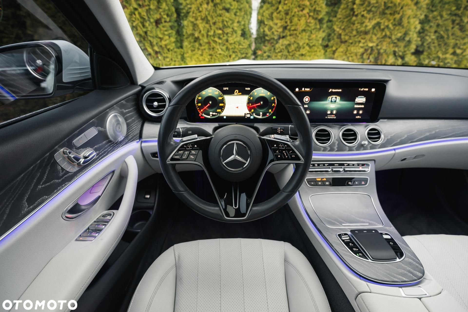 Mercedes-Benz Klasa E - 11