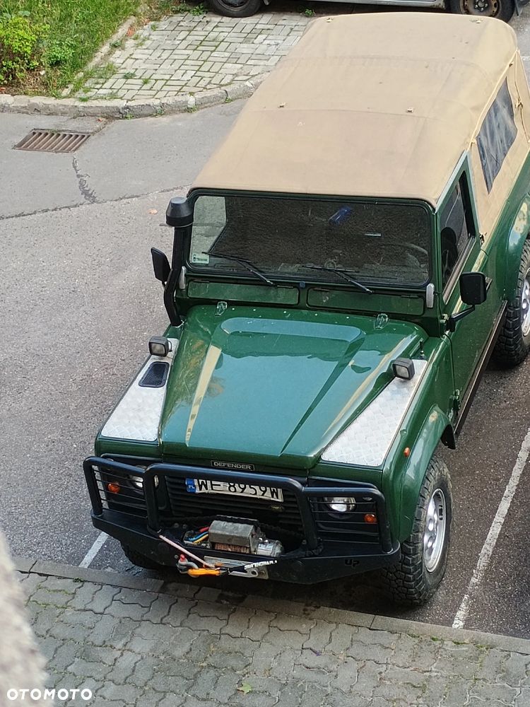 Land Rover Defender - 9