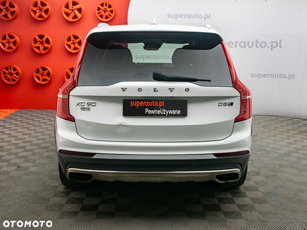 Volvo XC 90 - 8