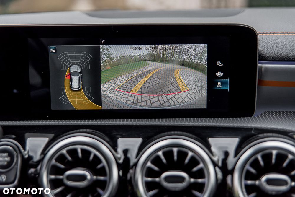 Mercedes-Benz CLA 220 Edition 1 7G-DCT - 29