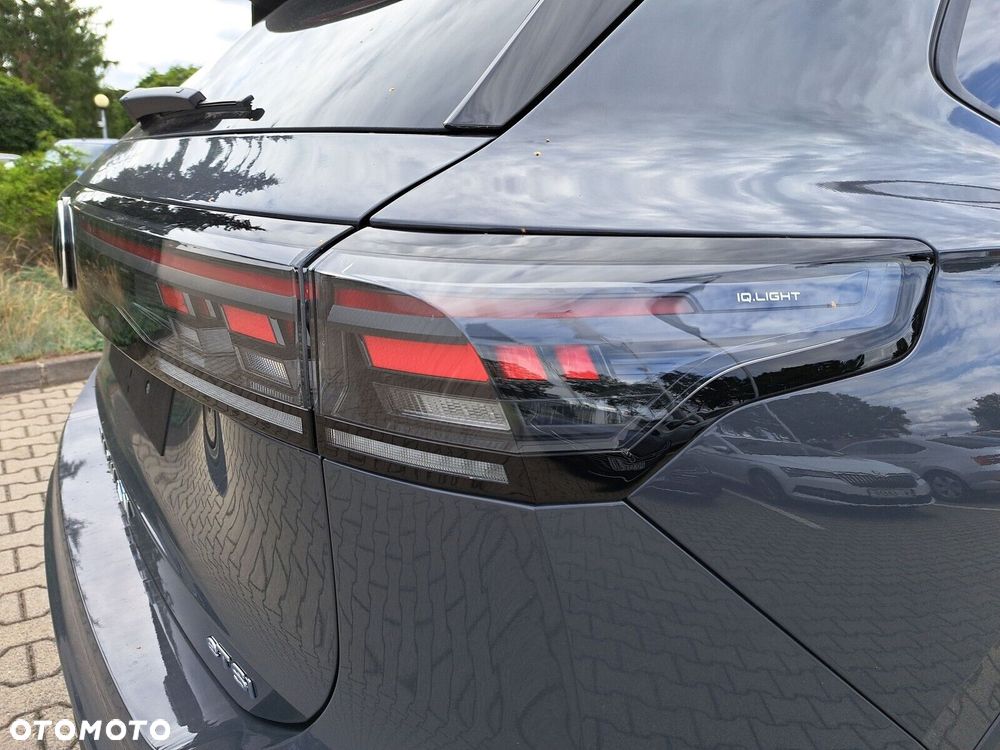 Volkswagen Tiguan - 31