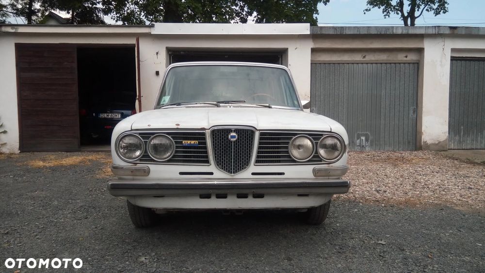 Lancia Inny - 2