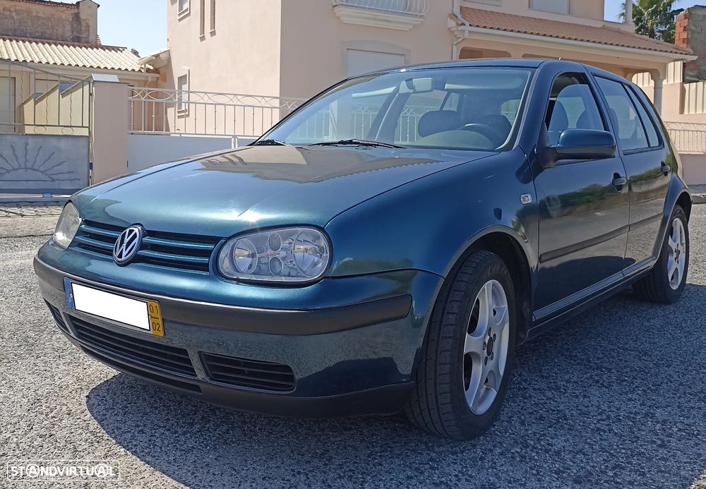 VW Golf - 1